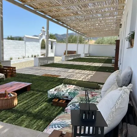 Hétvégi ház Holistic House *